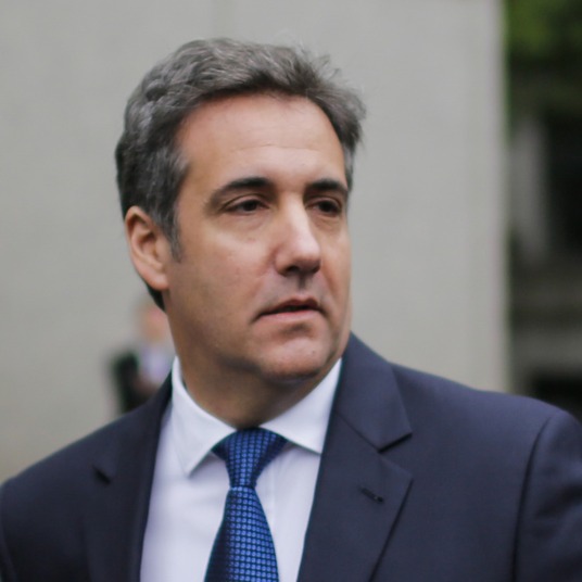 xingkong体育官网登录:内乡实验高中:摸排扶贫新情况落实政策早准备(图2) xingkong体育官网登录