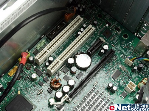 星空官网登录|郑州经开区滨河第一小学举行“晒晒我家的春天”植树节活动(图1) xingkong体育官网登录