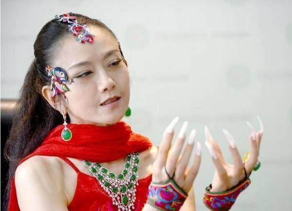 蔡国强纪录片澳门首映两幅火药作品被永久展示-xingkong.com(图3) 星空官网登录