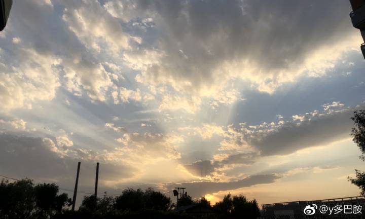 惨!皇马宣布马塞洛左腿比目鱼肌受伤 归期未定“xingkong体育官网登录”(图2) 星空体育官网